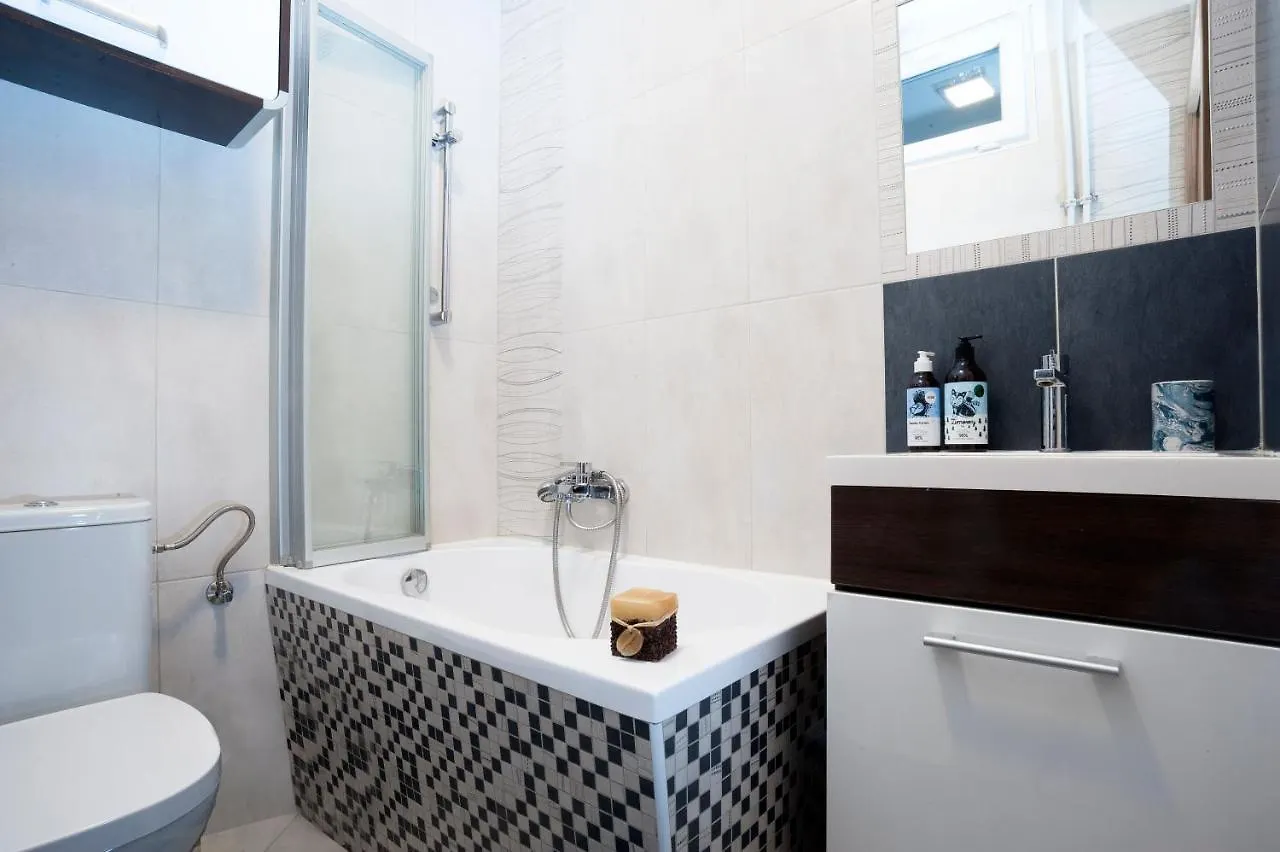 Apartment Elektoralna Варшава 0*,
